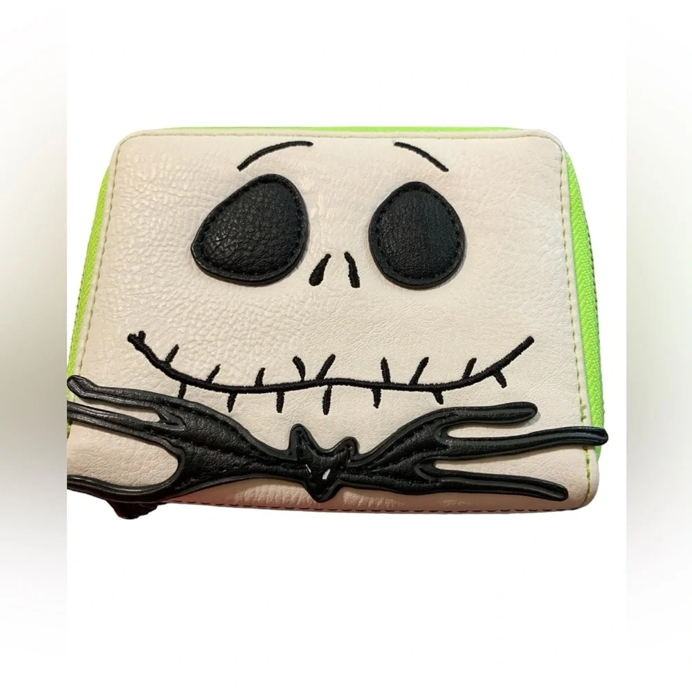 Nightmare Before Christmas Disney Loungefly wallet. NWOT - Picture 1 of 4